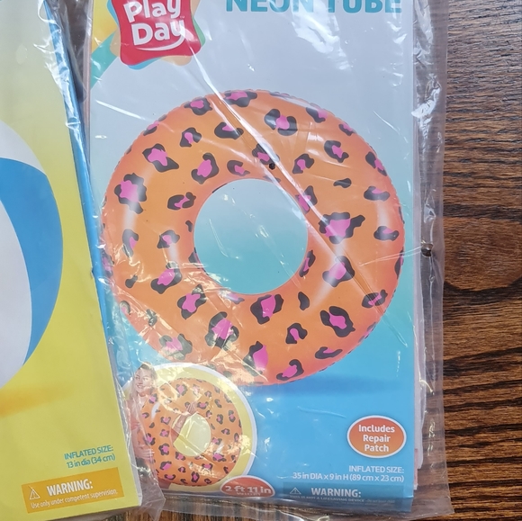 2 Piece Summer Fun Inflatable Tube & Beach Ball BRAND NEW - Picture 3 of 4